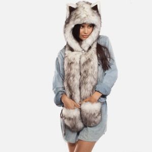2016 Plaid husky spirit hood